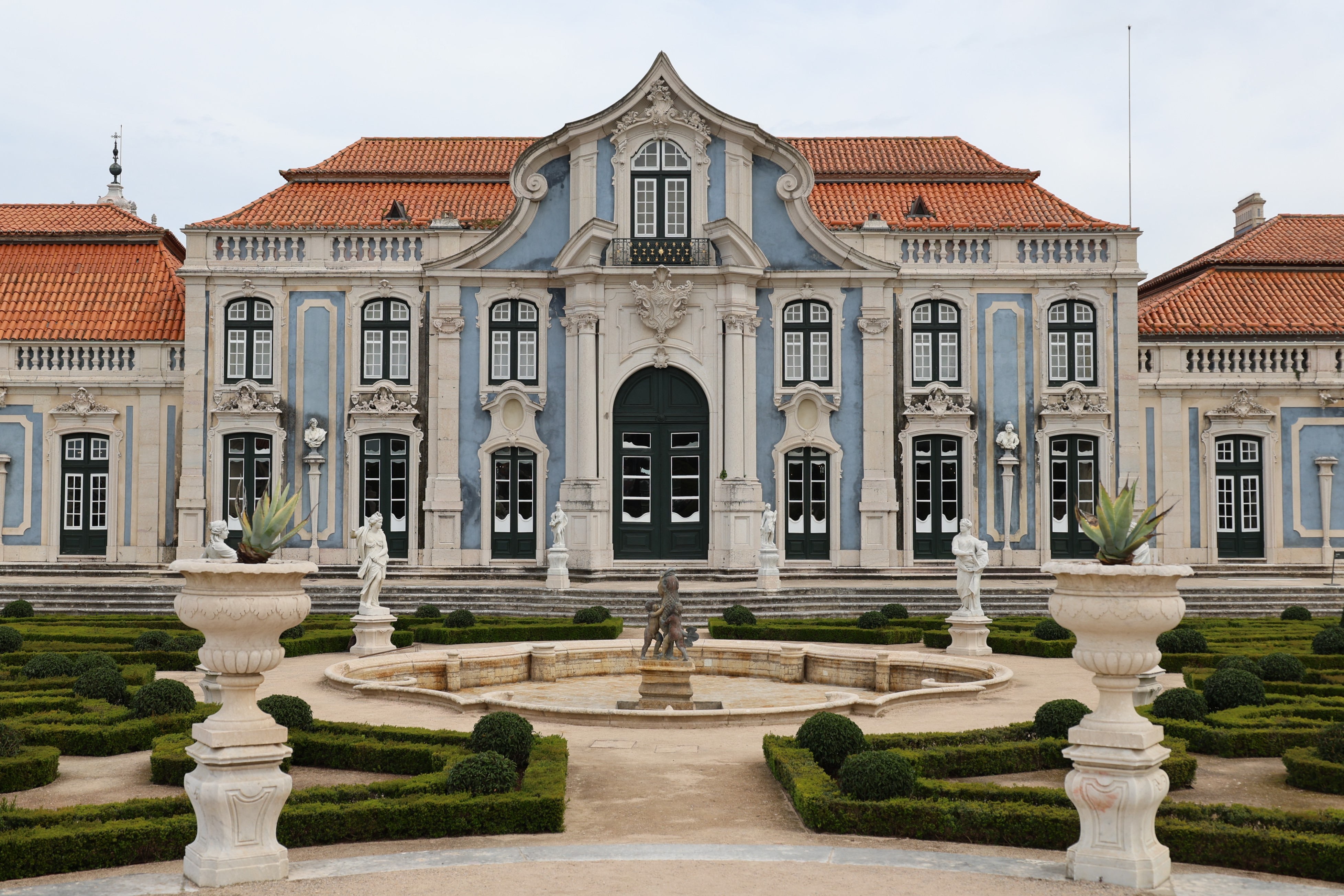 Queluz